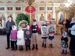 Воскресная школа на Рождественской литургии